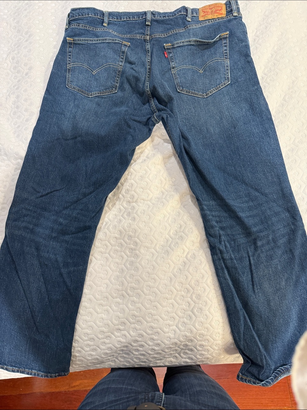 Levi's Relaxed Fit Men's Jeans in Dark Blue